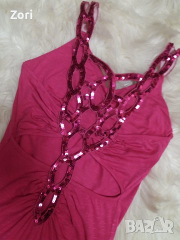 УНИКАЛНО КРАСИВА къса рокля по тялото с изрязан гръб с пайети наситено розов цвят , снимка 5 - Рокли - 40538865