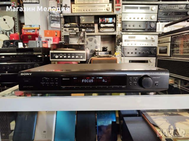Тунер SONY ST-SE500 В отлично техническо и визуално състояние.
