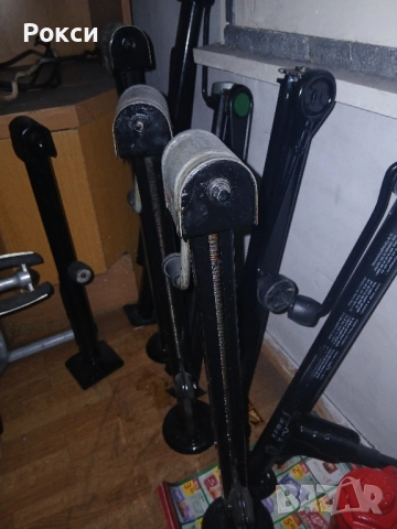 Винтови крикове лада,бмв,мерцедес,фв нови оем оргинални, снимка 14 - Аксесоари и консумативи - 51934596