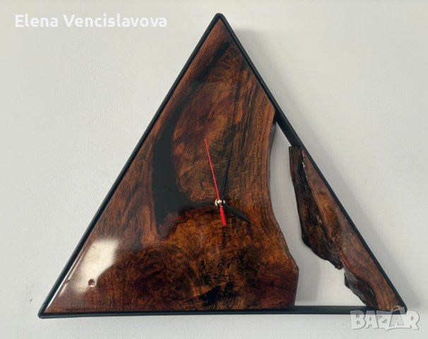 Ръчно изработен часовник от епоксидна смола 