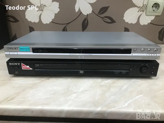 Dvd Player Sony , снимка 2 - Плейъри, домашно кино, прожектори - 49657975