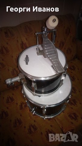 Продавам 2 алт барабана и педал за каса, снимка 2 - Ударни инструменти - 37396156