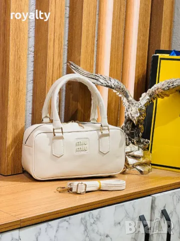 Miu Miu дамски чанти Различни цветове , снимка 5 - Чанти - 49145269