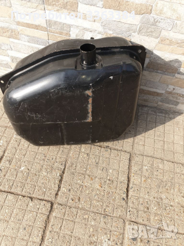 Продавам части за лада 