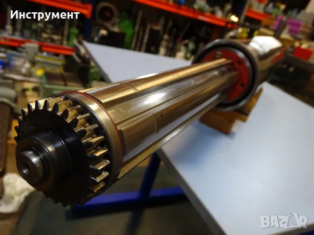 Вертикален шпиндел за фреза, радиал-бормашина OKUMA L-1070 vertical spindle, снимка 7 - Резервни части за машини - 49137986