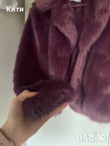 Палто с косъм Bershka, снимка 4 - Палта, манта - 53248341