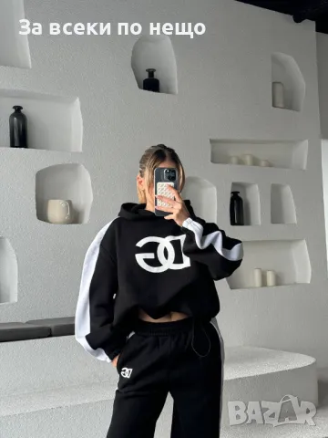 Дамски спортен комплект Dolce&Gabbana - Налични различни цветове, снимка 6 - Спортни екипи - 48202948