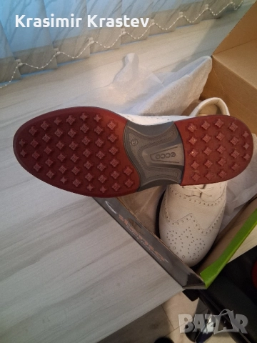Продават се официални обувки на марката Ecco номер 43 много стилни и клас и обувки., снимка 5 - Официални обувки - 51915743