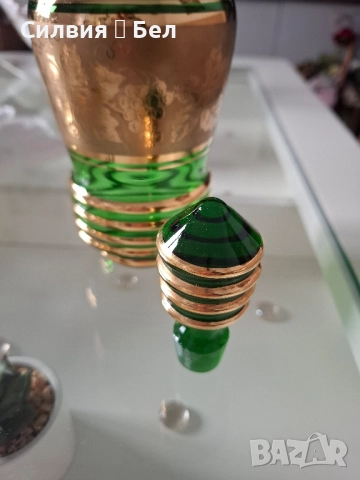 Елегантна Бутилка/декантер с блясък , снимка 4 - Антикварни и старинни предмети - 52220337