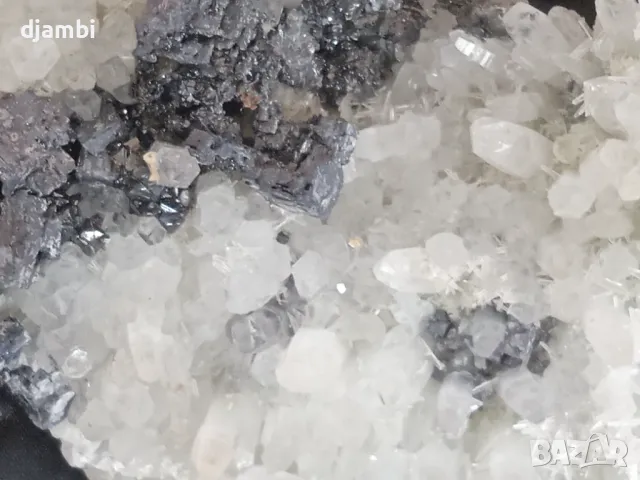 №188, Кварц, Кварцова друза с галенит, Кристали, Минерали, Родопи, Bgminerals,, снимка 6 - Декорация за дома - 48708116
