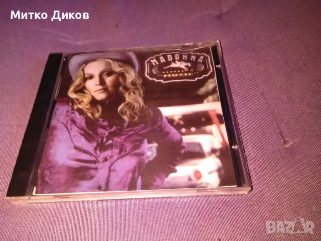 компактдиск "Music" на Мадона. CD диск