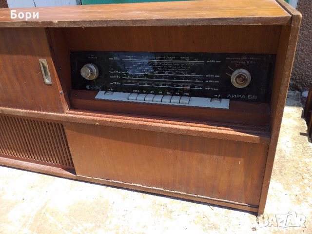 ЛИРА 68  Радиограмофон