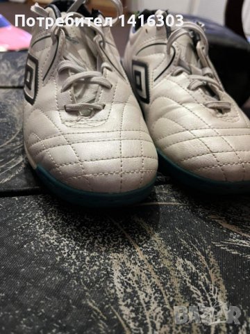 Дамски Футболни маратонки UMBRO, снимка 2 - Други - 38044218