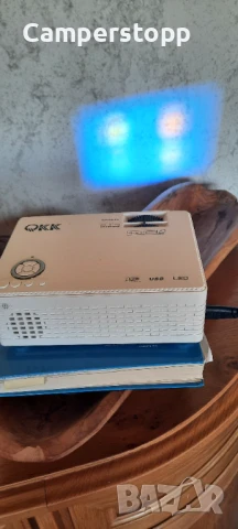 QKK Beamer Ak-80 LED 1080p Projektor 70 Zoll HD, снимка 3 - Плейъри, домашно кино, прожектори - 50961027