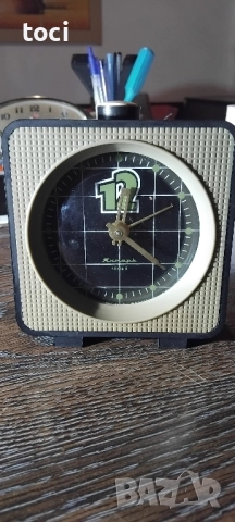 колекционерски часовник будилник Янтра, снимка 5 - Антикварни и старинни предмети - 51638260