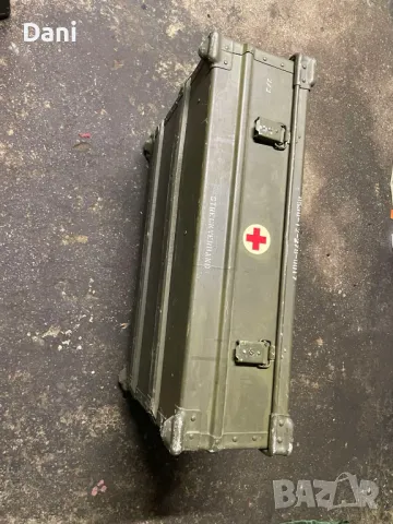 Немски военен алуминиев сандък от 1962г./Deutsche Bundeswehr, снимка 2 - Антикварни и старинни предмети - 48898964