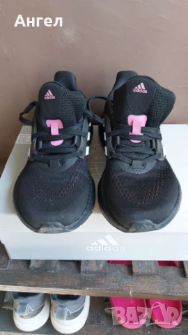 Adidas , снимка 2 - Маратонки - 50713332