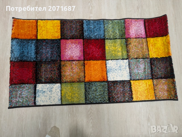 Нов килим с квадратни фигури 110-60 см, снимка 3 - Килими - 53053681