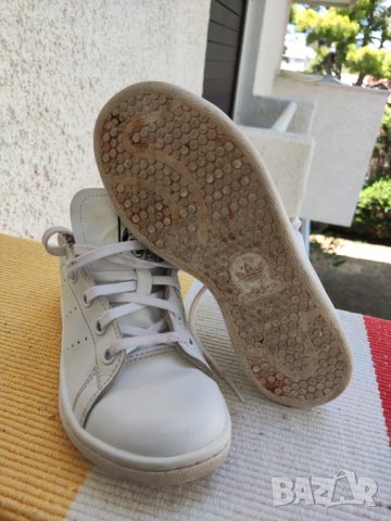 кожени маратонки Adidas Stan Smith BC0277, снимка 5 - Детски маратонки - 42961083
