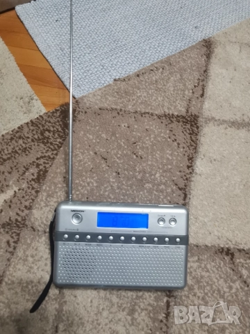 Цифрово радио Medion, с дисплей, часовник, aларма 