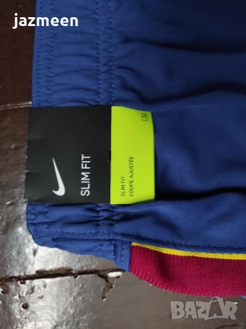 Къси панталони Nike Barcelona, с етикет, снимка 3 - Спортни дрехи, екипи - 52949062
