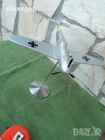  Макет на Messerschmitt Bf 109 - WW 2 , снимка 3 - Антикварни и старинни предмети - 52316679