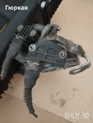 Всмукателен Колектор  с  Дроселова Клапа за BMW E36, снимка 8 - Части - 50801723