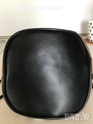 Малка чанта с кожена дръжка, снимка 3 - Чанти - 37017754