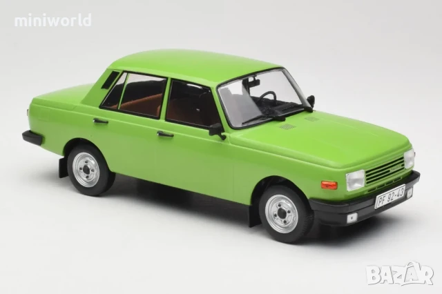 Wartburg 353 1985 - мащаб 1:18 на MCG моделът е нов в кутия, снимка 2 - Колекции - 50469659