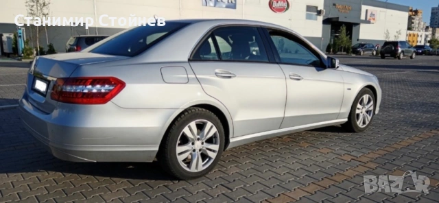 Мерцедес Е220 , снимка 6 - Автомобили и джипове - 53055071