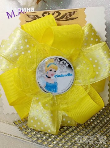 disney коллекция принцеси  Пепеляшка и Бел в жълто, снимка 8 - Други - 28930549