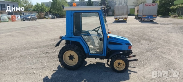 Трактор Iseki 20 к.с. с кабина | 4x4 | Нови гуми | Внос Германия, снимка 3 - Селскостопанска техника - 52465981