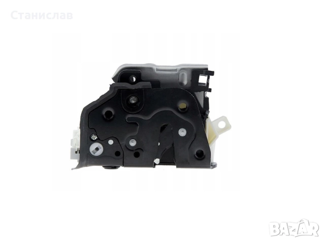 Брава за задна дясна врата за Audi A4 B9, снимка 4 - Части - 52301149