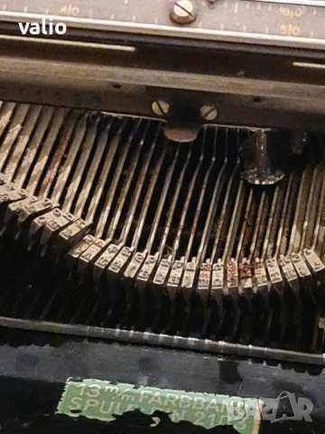 Стара Немска пишеща машина CONTINENTAL , снимка 12 - Антикварни и старинни предмети - 43951659