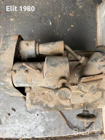 Продавам машина за шлайфане на клапани, снимка 3 - Антикварни и старинни предмети - 53092099