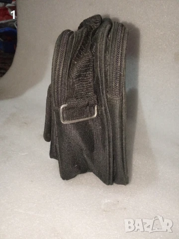 Мъжка чантичка, снимка 4 - Портфейли, портмонета - 51148701