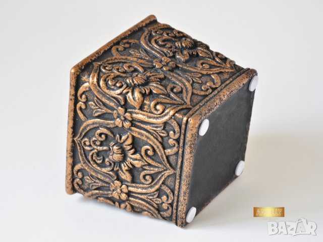 Керамична Кашпа / Подарък за любител на цветя / Кашпа с орнаменти, снимка 8 - Саксии и кашпи - 40513214