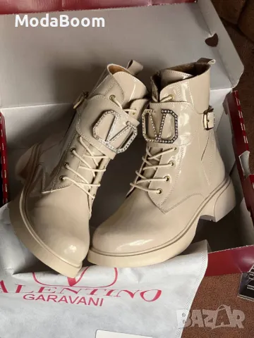 Valentino дамски боти различни цветове , снимка 3 - Дамски боти - 48180146