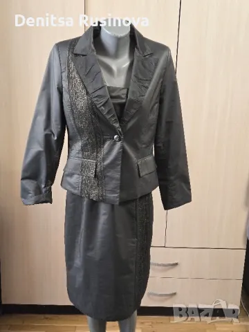 Елегантен дамски костюм рокля и сако