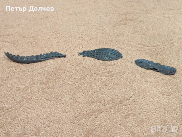 Алигатор ефектна декорация за мокет/килим за прикриване на дупки или петна