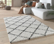 Много мек стилен килим в бежов цвят MARSEILLE с размери 133 х 190 см. , снимка 1 - Килими - 44890187
