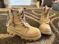 Детски момичешки зимни обувки-боти 35 номер, снимка 1