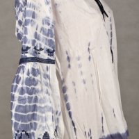 Широка дамска блуза в бяло и синьо марка Lady Boho, снимка 4 - Блузи с дълъг ръкав и пуловери - 28660709