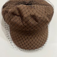 Дамски каскет Dior nude с мрежа, снимка 1 - Шапки - 38987110