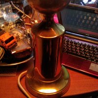 Голяма месингова настолна нощна лампа с абажур, снимка 9 - Други ценни предмети - 38331221