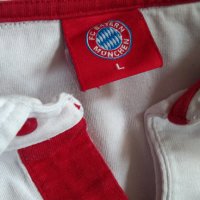 Фланелка на FC Bayern Munchen / оригинален продукт, снимка 6 - Спортни дрехи, екипи - 32663912