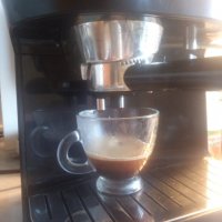 Кафе машина Ровента с ръкохватка с крема диск и прави хубаво кафе с каймак , снимка 2 - Кафемашини - 34849334