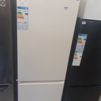 Хладилникът с фризер SAMSUNG модел RB34T603EEL цвят Бежов/Кремав, снимка 1 - Хладилници - 42932739
