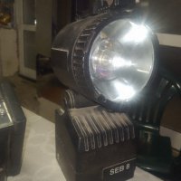 мощен прожектор боен фар акумулаторен, снимка 1 - Други инструменти - 44070344