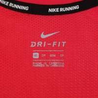 Nike DRI-FIT оригинална тениска XS Найк спортна фланелка спорт фитнес, снимка 3 - Спортни екипи - 33674342